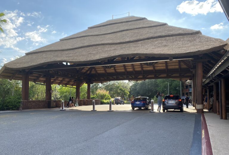 lobby entrance at animal kingdom lodge jambo