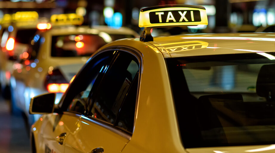 transportation at animal kingdom lodge via taxi