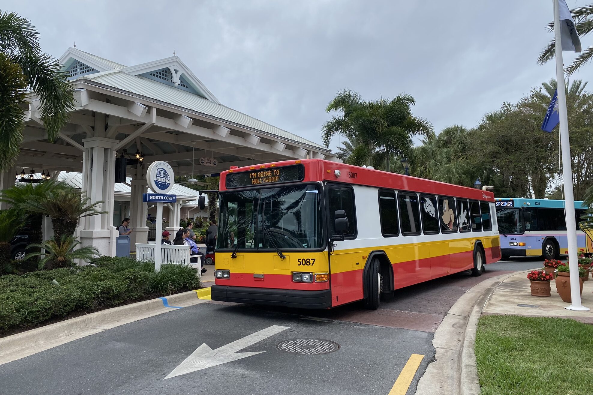 2023 Theme Park Express Transportation to Walt Disney World