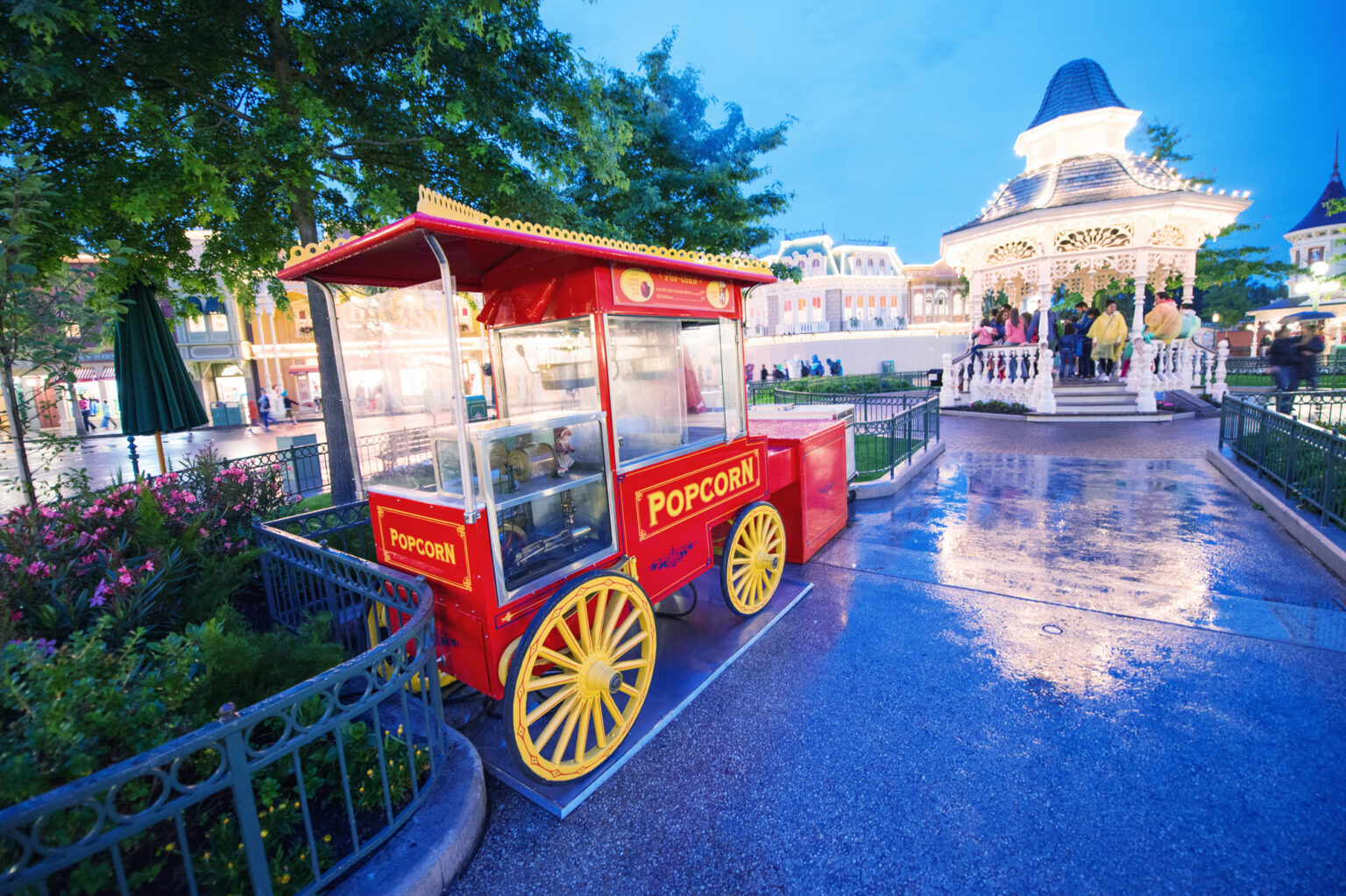 7 Places to Buy DISCOUNT Disneyland Tickets (2025) Resort Rat