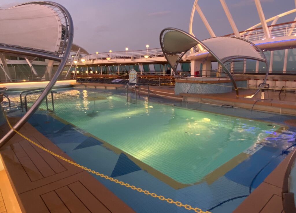 enchantment of the seas pools