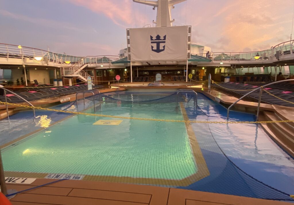 enchantment of the seas pools