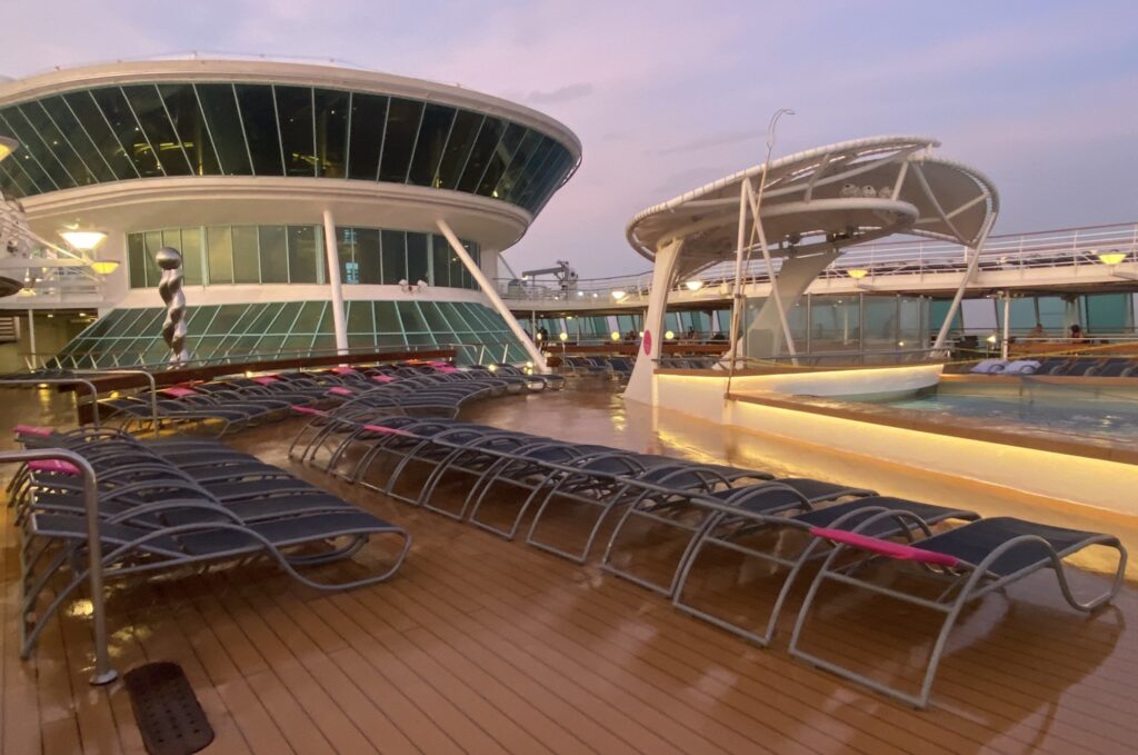 enchantment of the seas pools