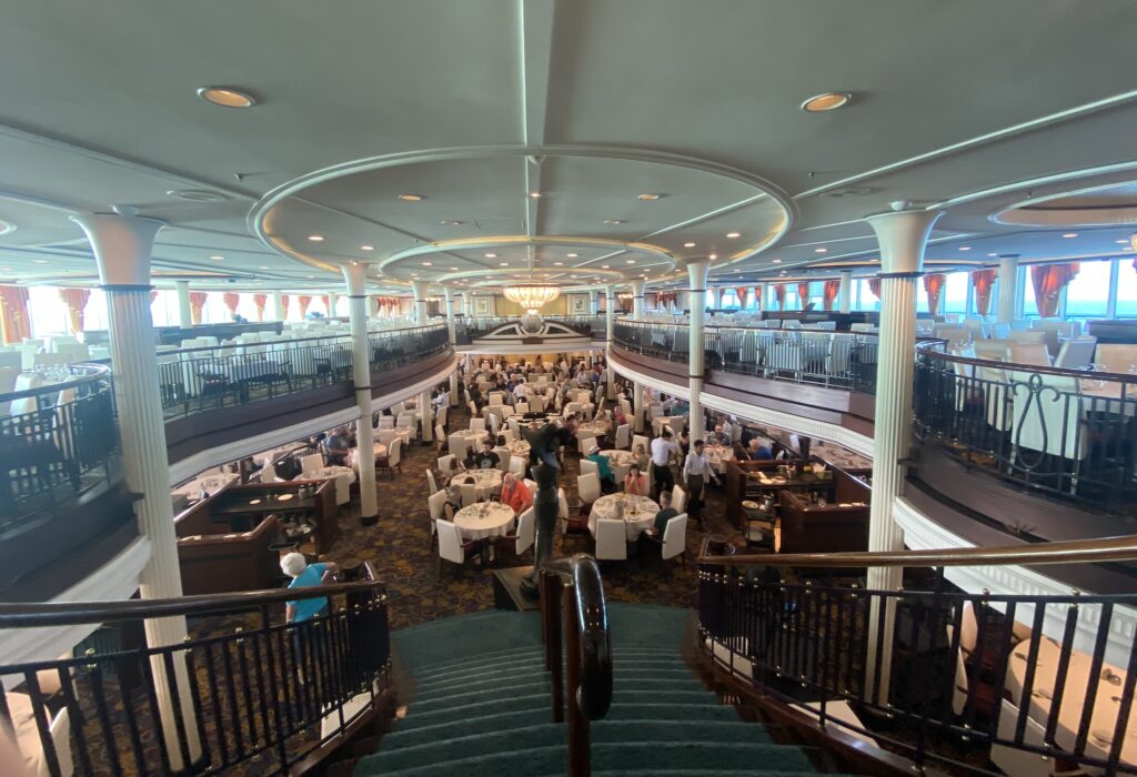 enchantment of the seas restaurants