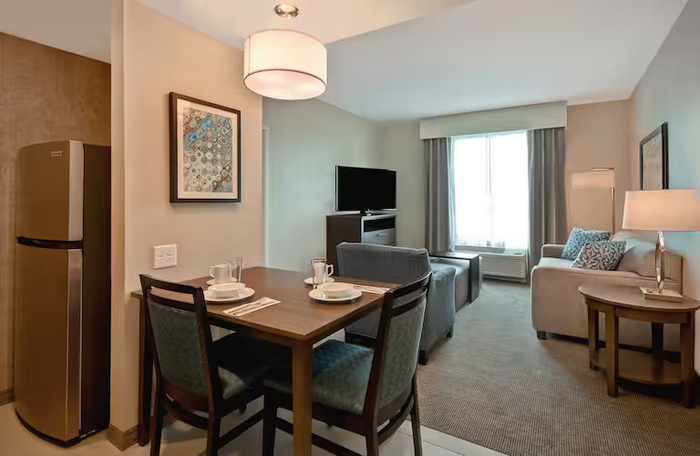 Homewood Suites - Suite