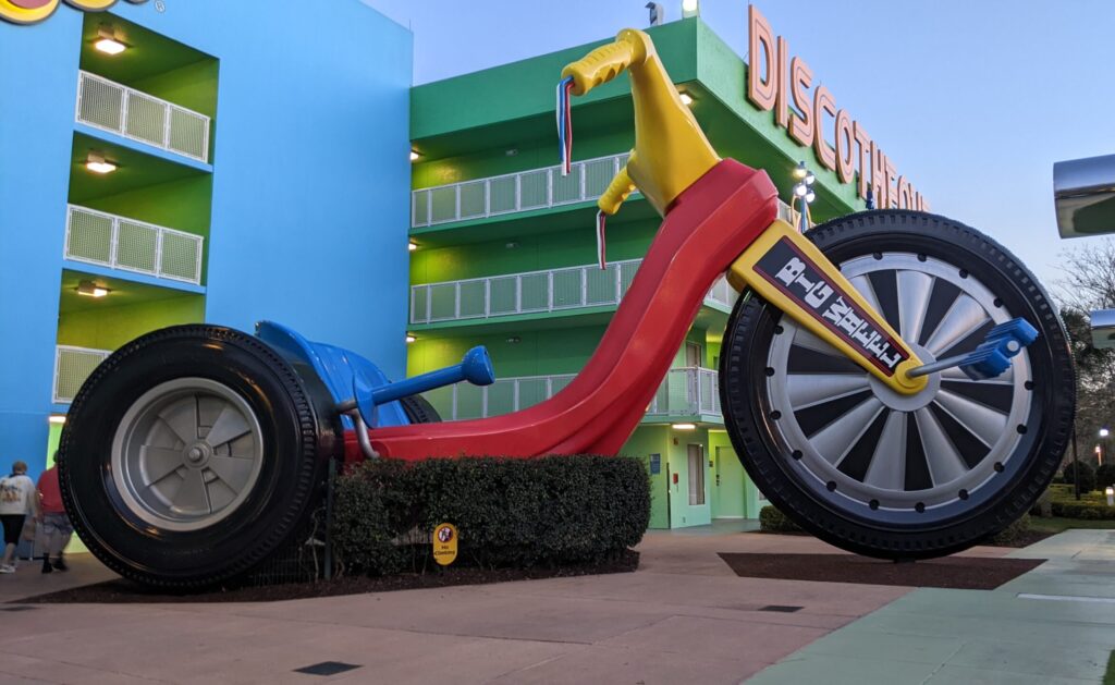 pop century facts - huge big wheel