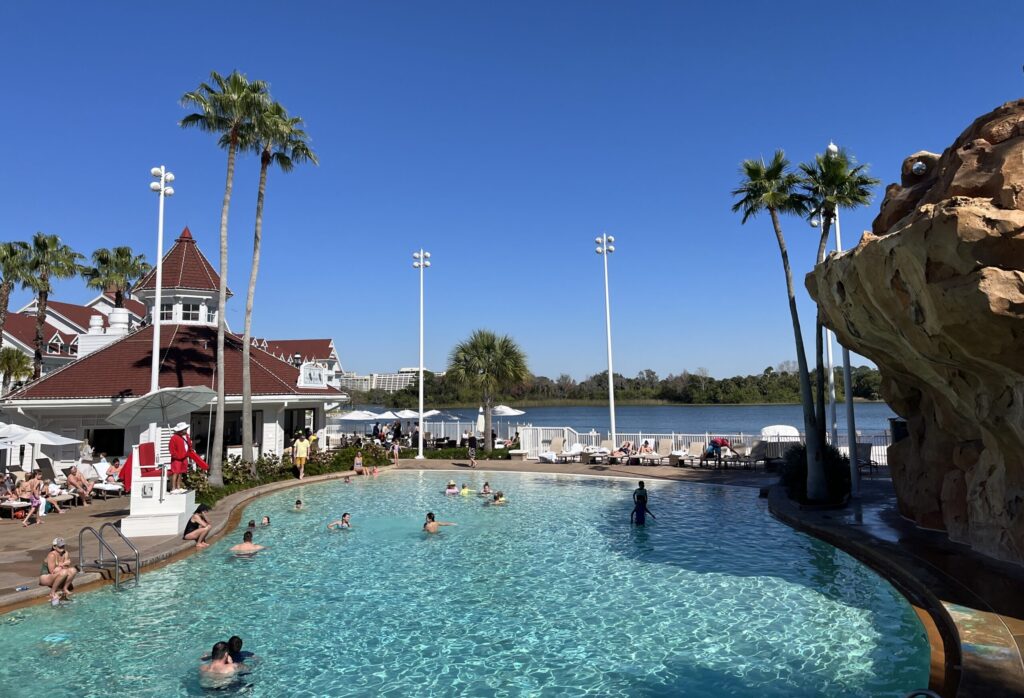 grand floridian resort pools