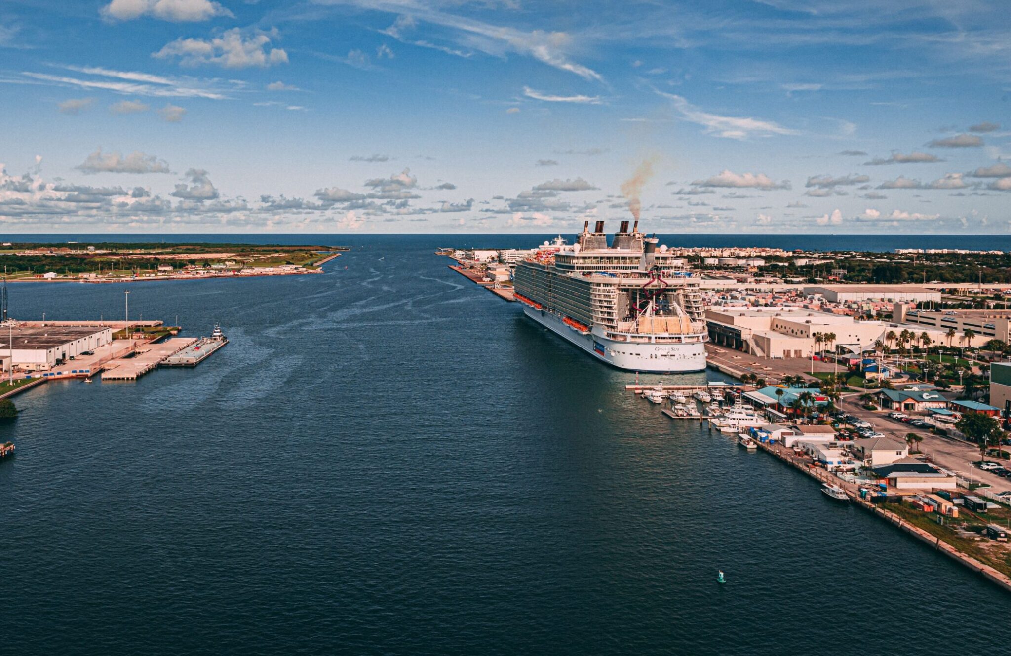 7 Ways from the Sanford Airport to Port Canaveral (2024) - Resort Rat