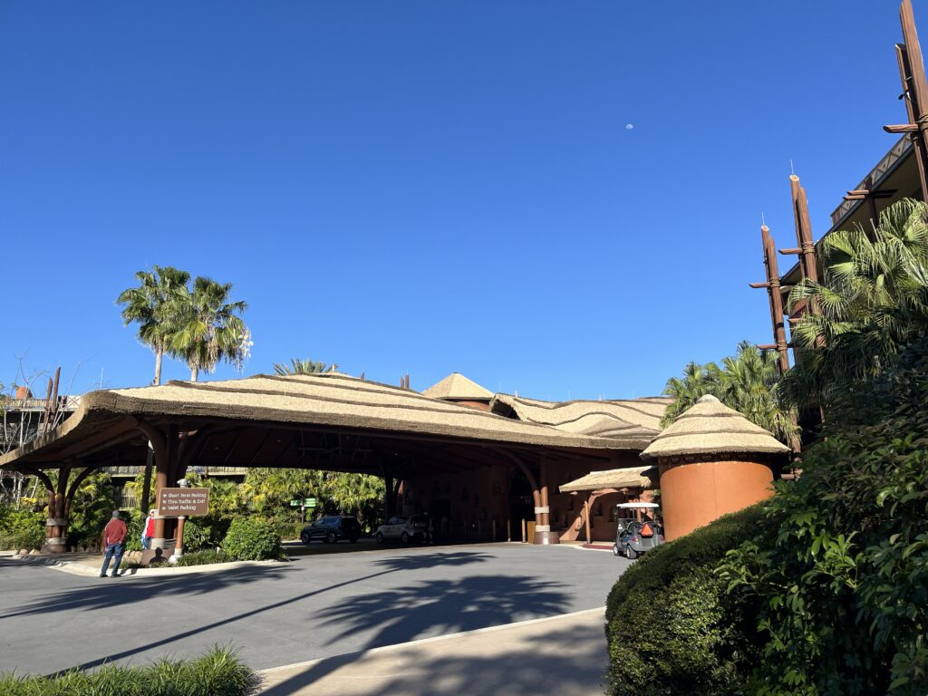 entrance at animal kingdom lodge facts