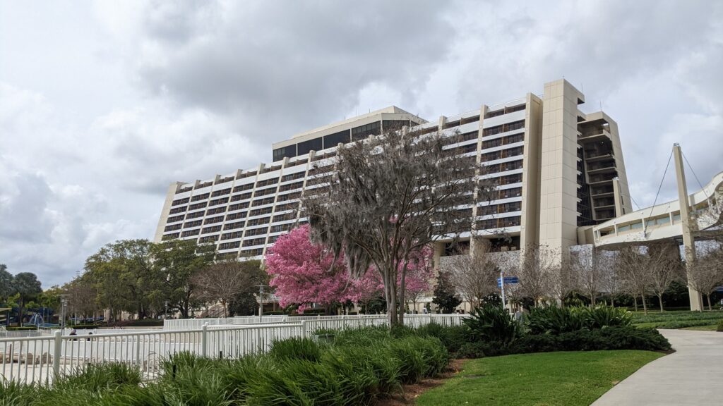 contemporary resort facts