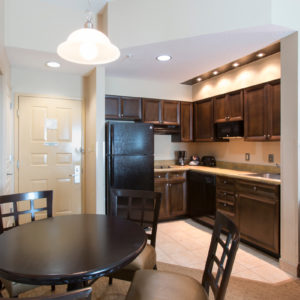 Hawthorn Suites - Kitchen