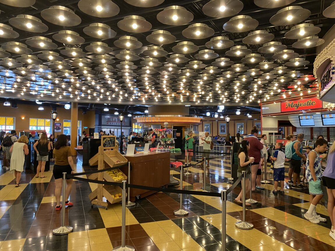 checkout lines at all-star movies restaurants